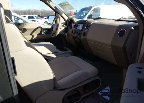 2005 Ford F-150 Fx4/Lariat/Xl/Xlt z USA, uszkodzony, nr VIN 1FTPX14515FA72111